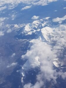 Lentokone, vuoret, alpit, ModerniMedia, Santeri Kärki